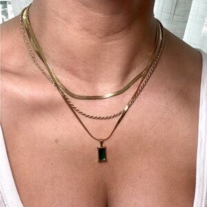 Stainless steel gold layered necklace